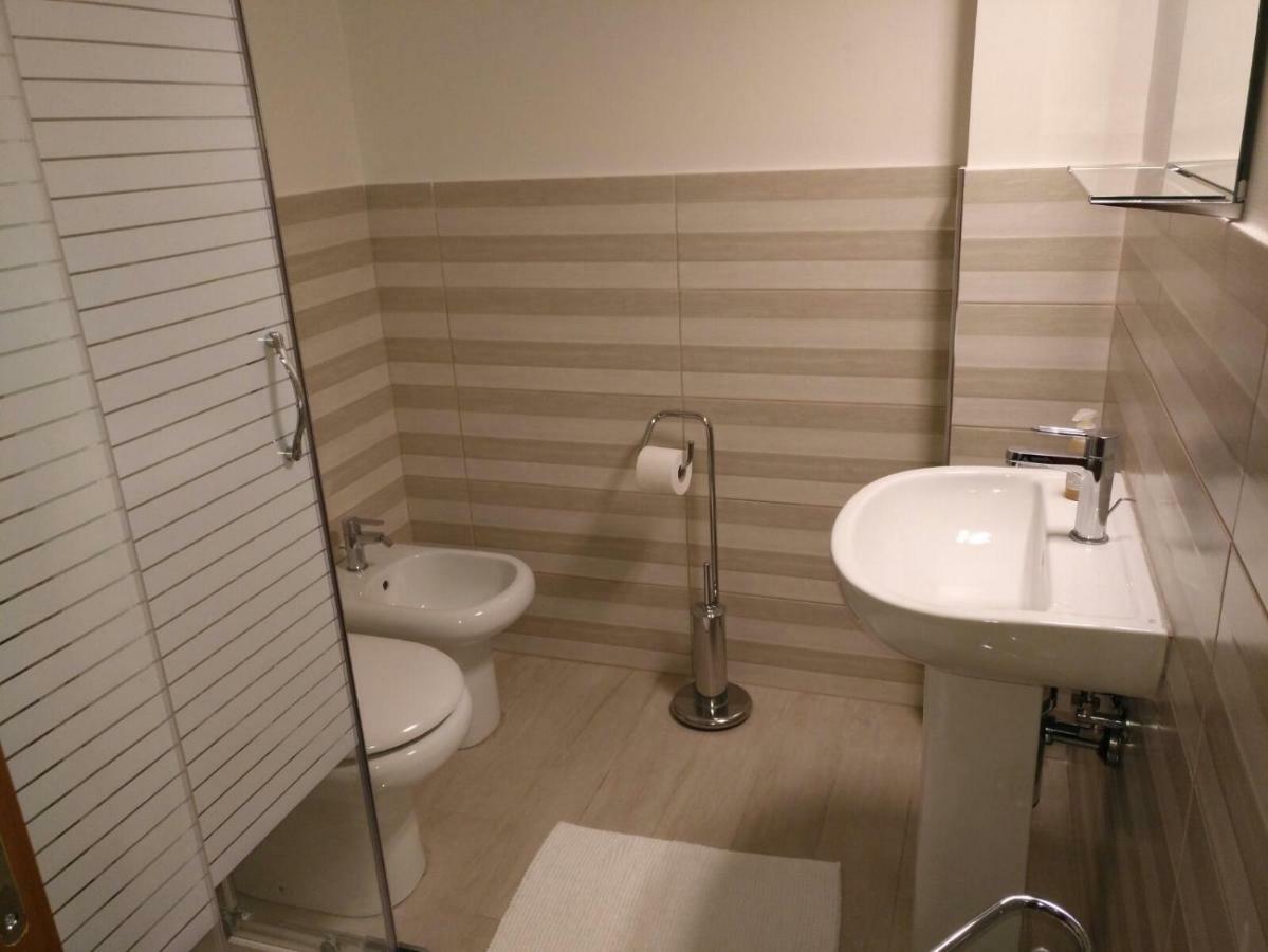 Tosca B&B カターニア エクステリア 写真